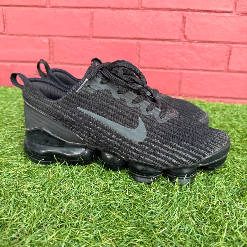 Nike Air‎ VaporMax 360 Kids Black Running Shoes BQ5238 001 Size 5.5Y